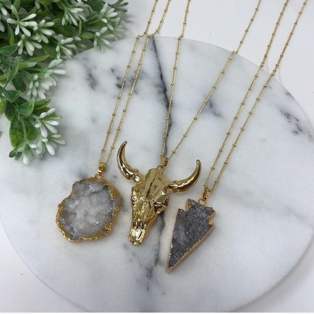 Nwt Druzy and Cattle Head Statement Necklace - Picture 5 of 5